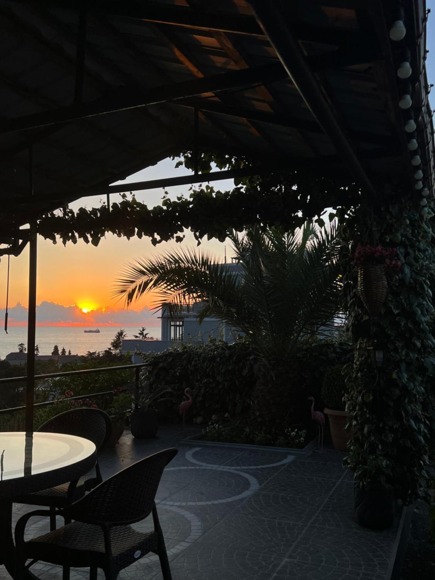 Hotel Kemeni Garden Batumi Exteriér fotografie
